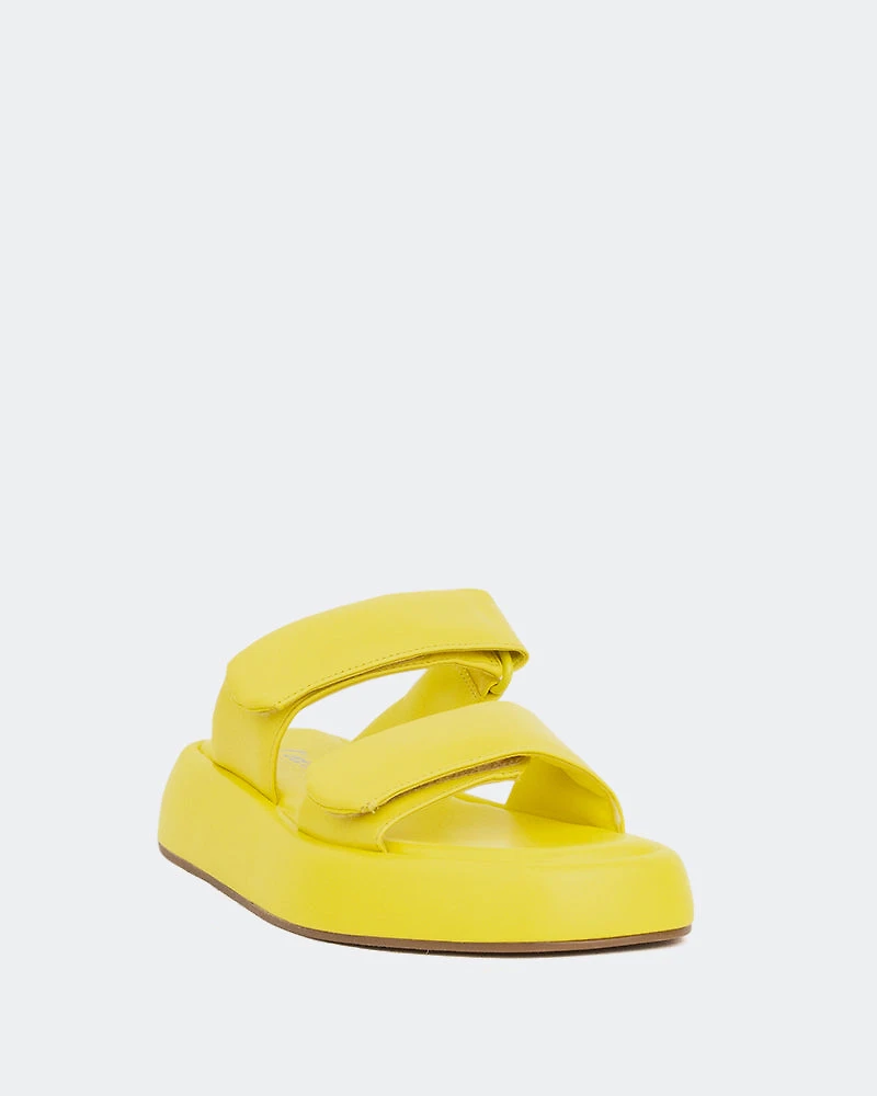 Isoria Yellow Leather