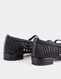 Izaro Black Woven