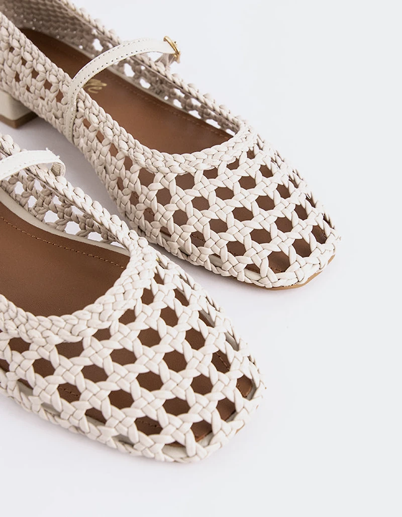 Izaro Off White Woven