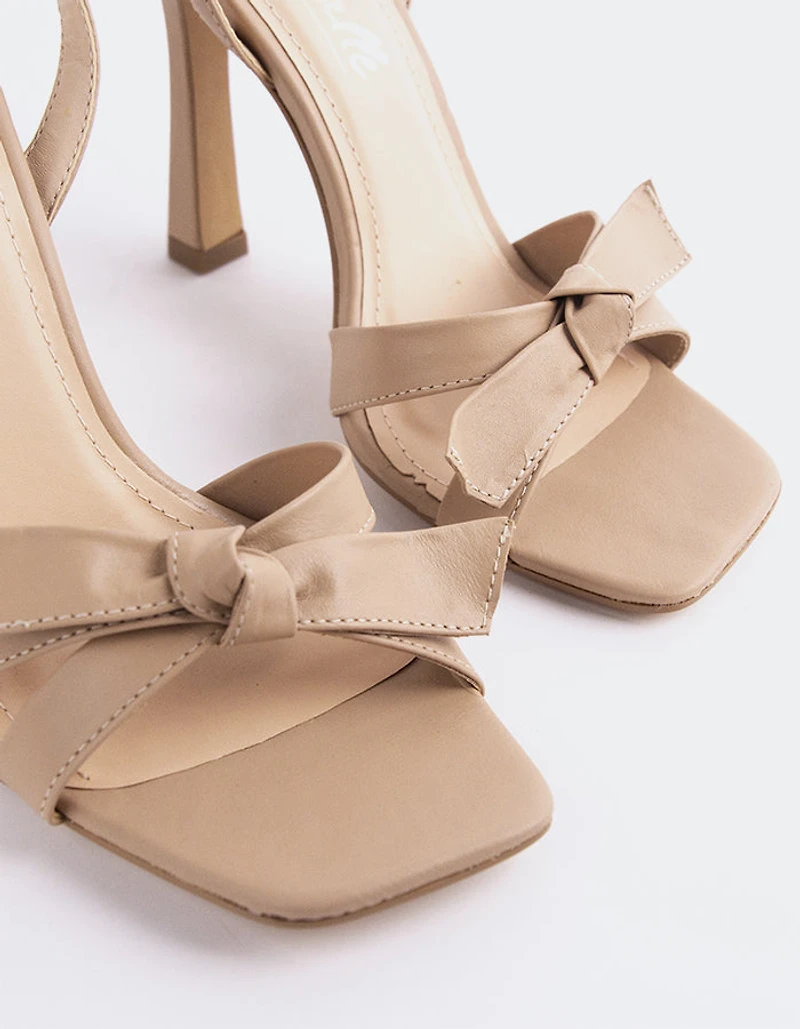 Kiley Nude Leather
