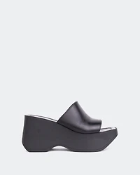 Klum Black Leather