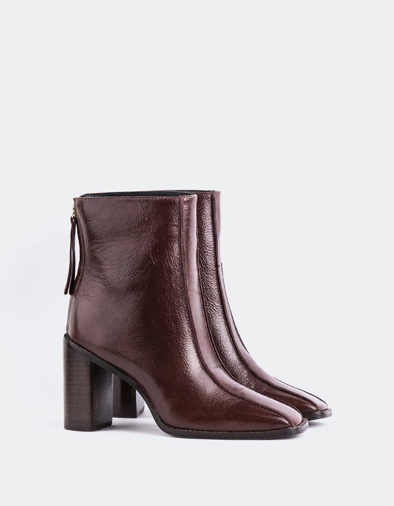 Krakow Brown Leather