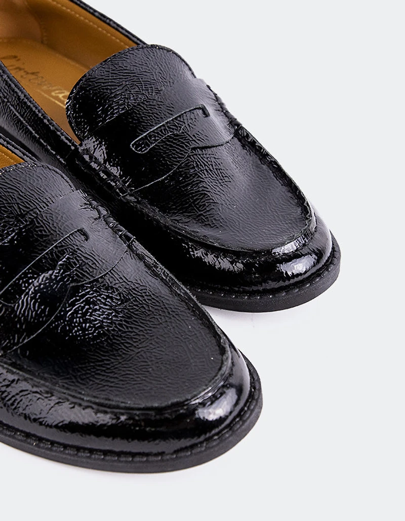 Lettine Black Naplack