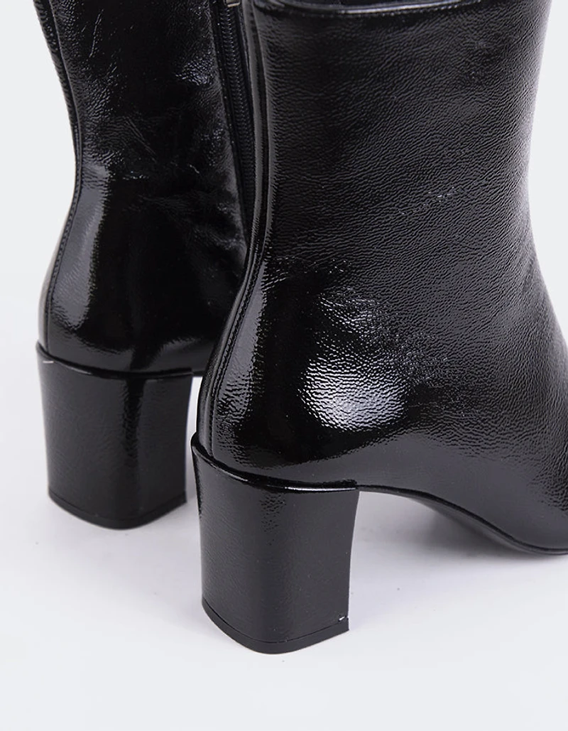 Lioni Black Naplack