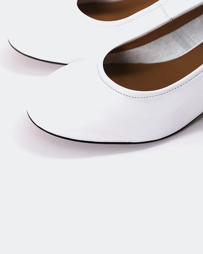 Lisbeth White Leather