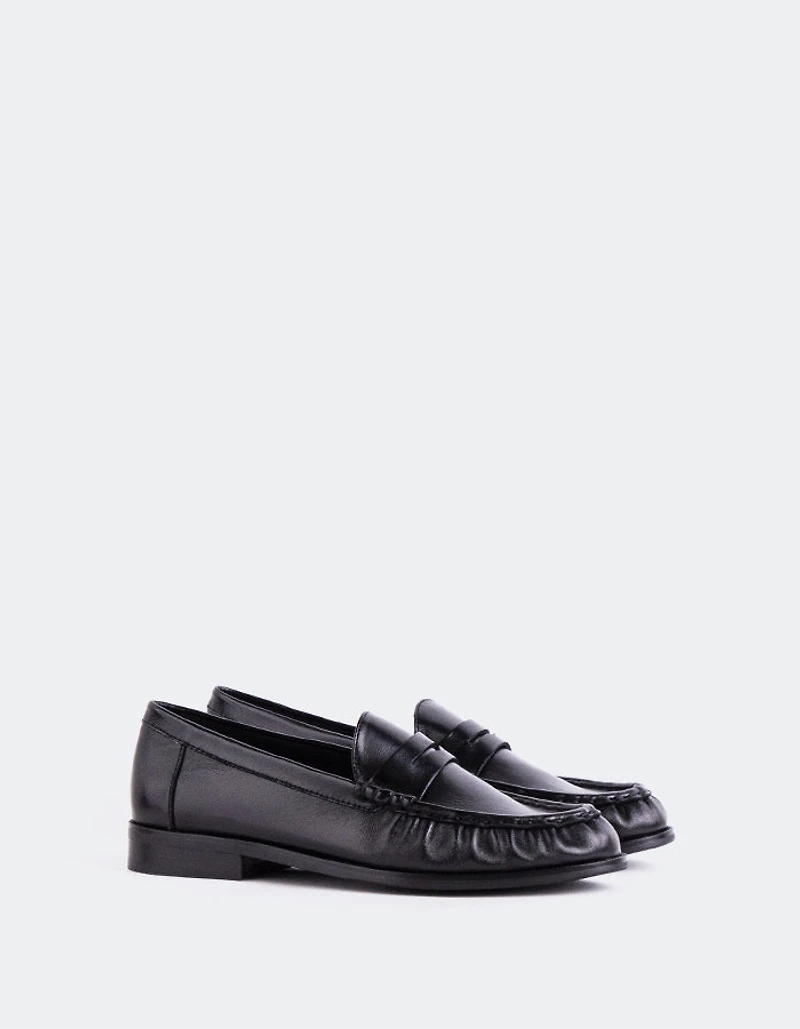 Luchino Black Leather
