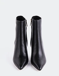 Lyle Black Leather