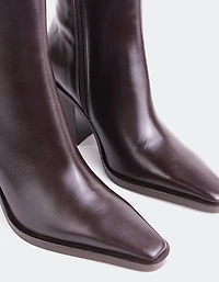 Meraly Dark Brown Leather