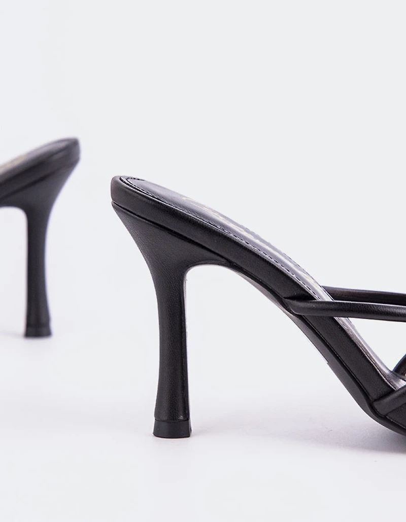 Meren Black Leather