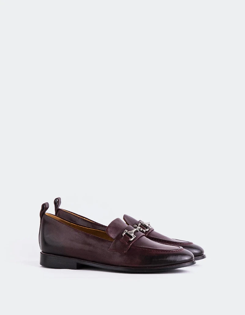 Montenegro Burgundy Leather