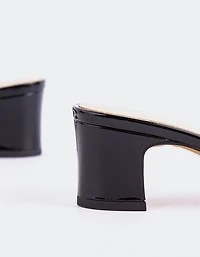 Montfort Black Patent