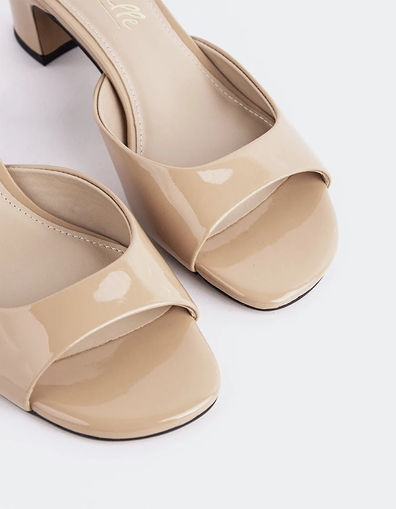 Montfort Nude Patent