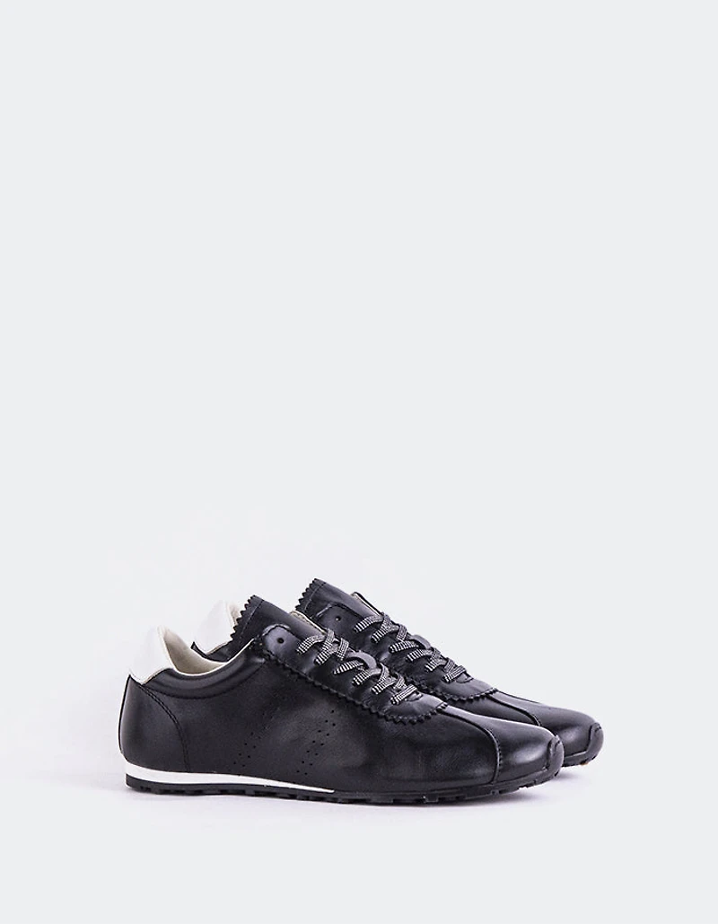 Mornetty Black Leather