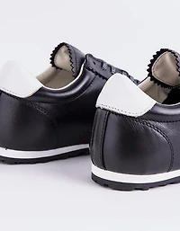 Mornetty Black Leather