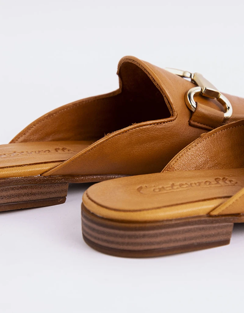 Nefeli Tan Leather