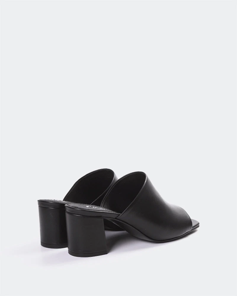 Pelham Black Leather