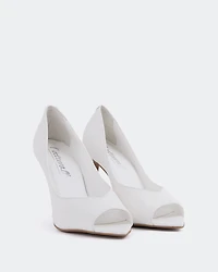 Poise White Leather