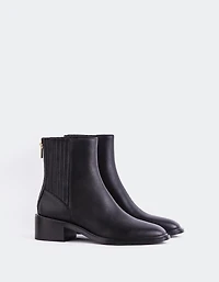 Remie Black Leather