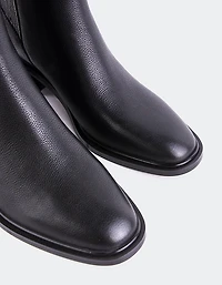 Remie Black Leather