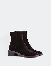 Remie Brown Suede
