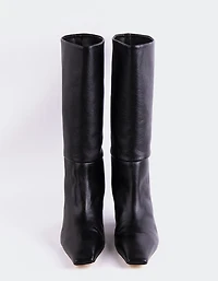 Renesme Black Leather