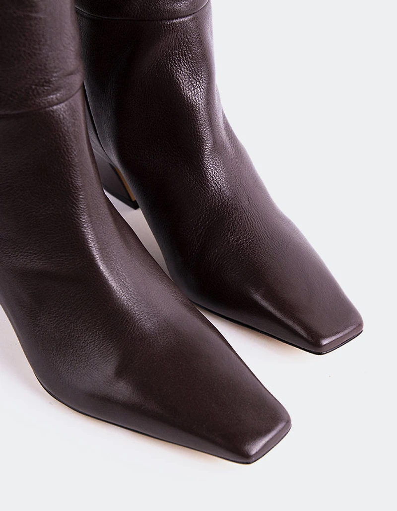 Renesme Brown Leather