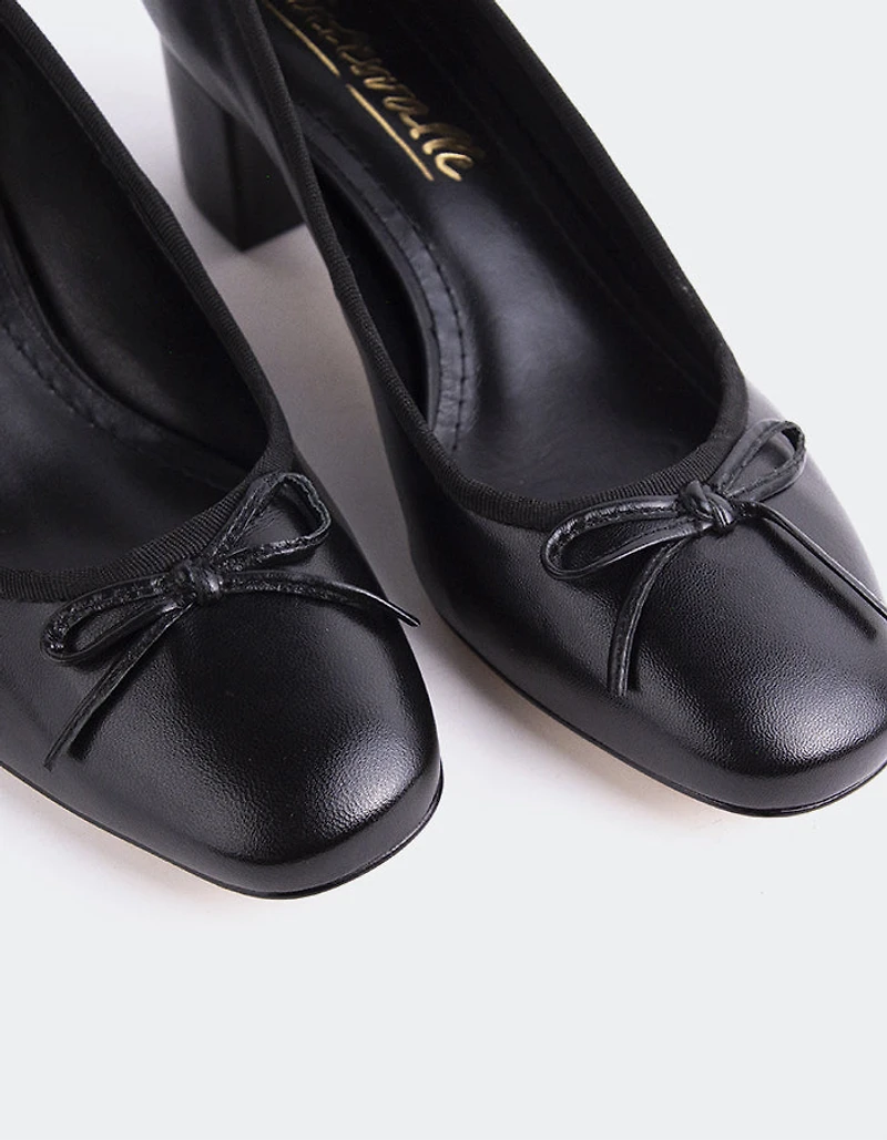 Ruslan Black Leather