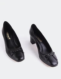 Ruslan Black Leather