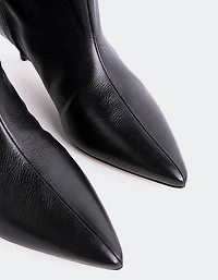 Rynn Black Leather