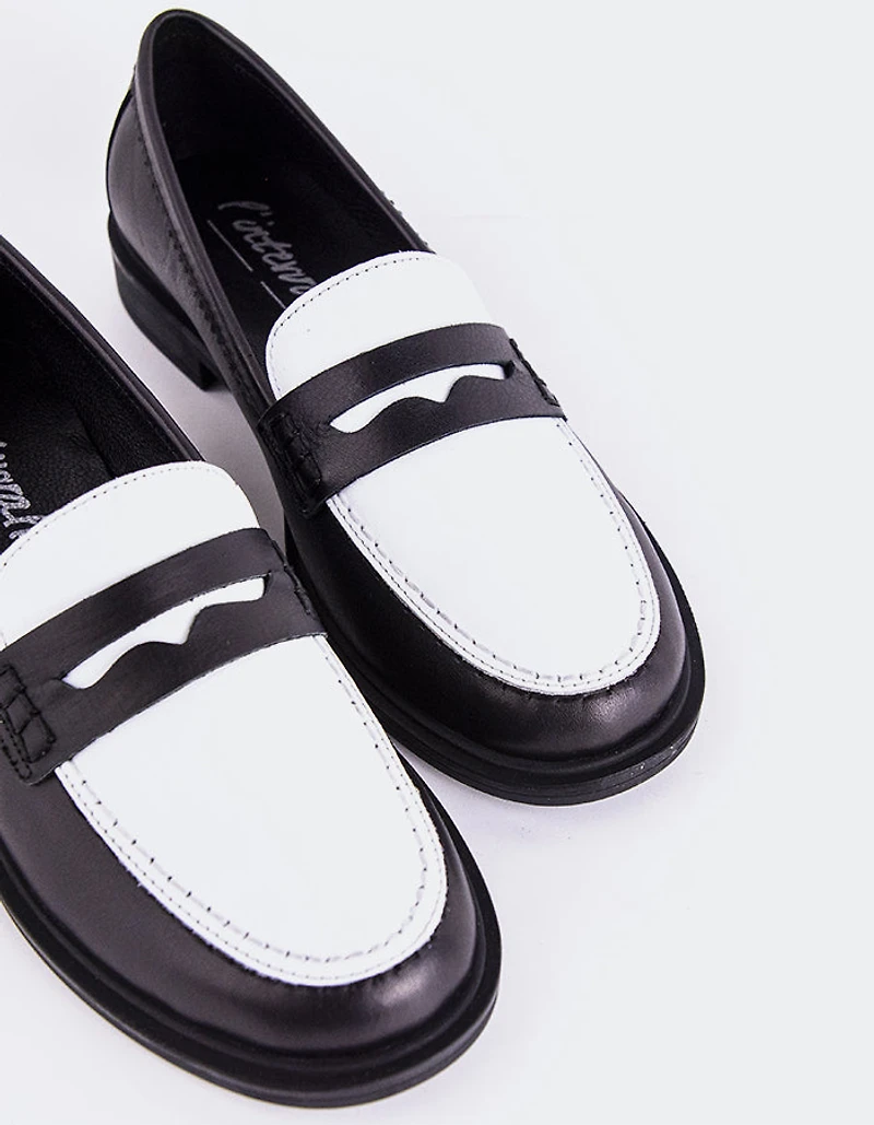 Safiya White/Black Leather