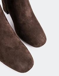 Sarchi Chocolate Suede