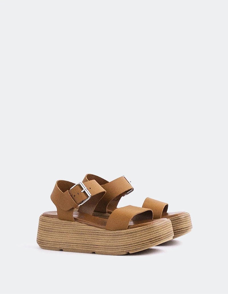 Snapper Tan Leather