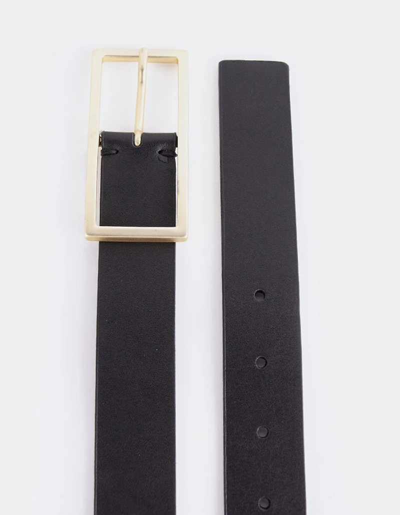Strava Black Leather