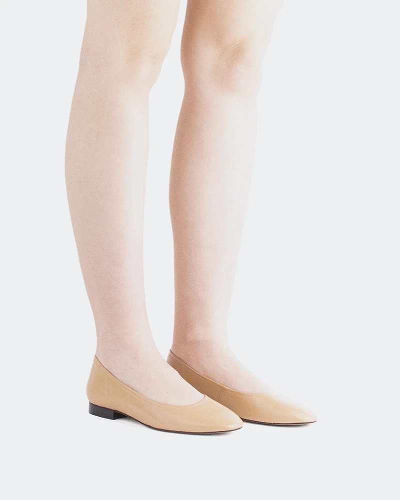 Taipo Camel Leather
