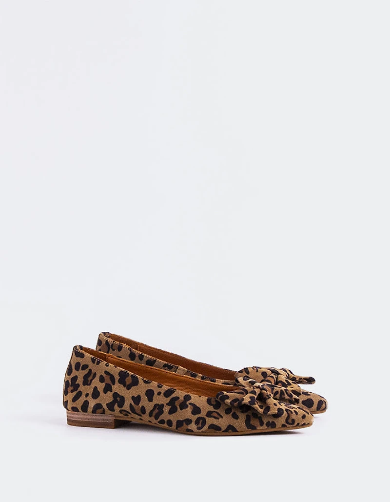 Ulwin Leopard Suede