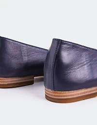 Ulwin Navy Leather