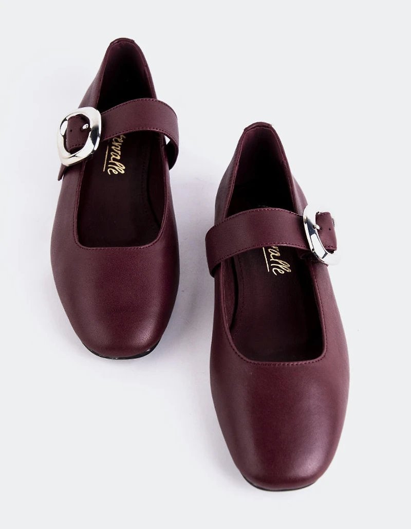 Vady Burgundy Leather