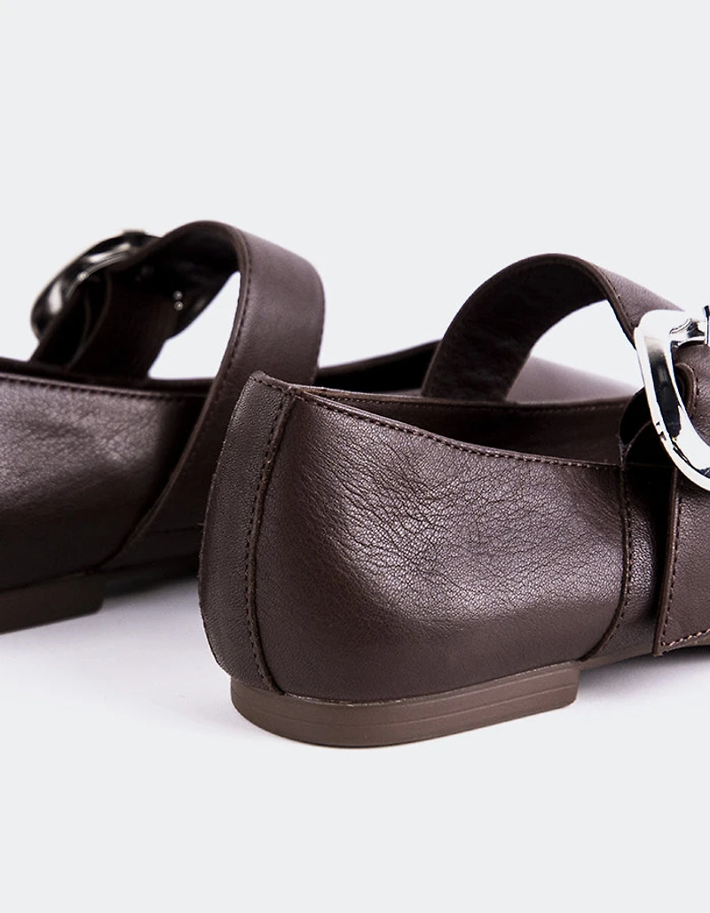 Vady Brown Leather