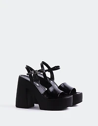 Veria Black Naplack