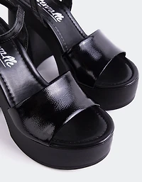 Veria Black Naplack