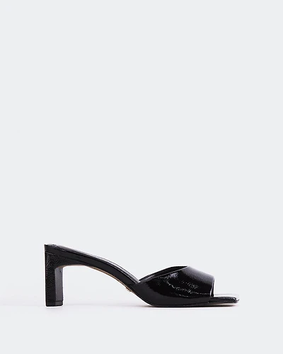 Visalia Black Naplack