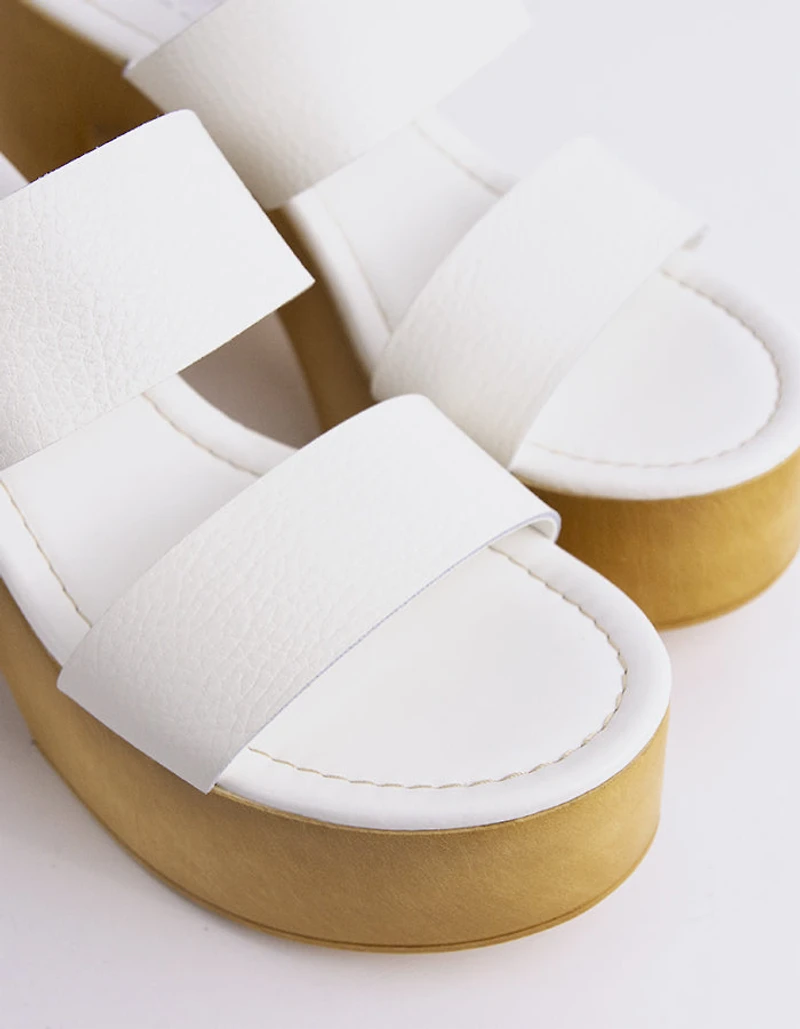 Vyronas White Leather