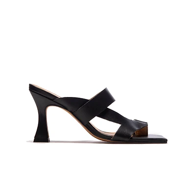 Vica Black Leather