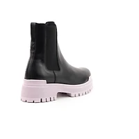 Kirby Black Leather/Lilac Sole