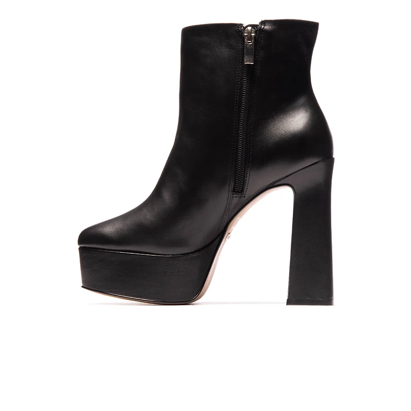 Ria Black Leather