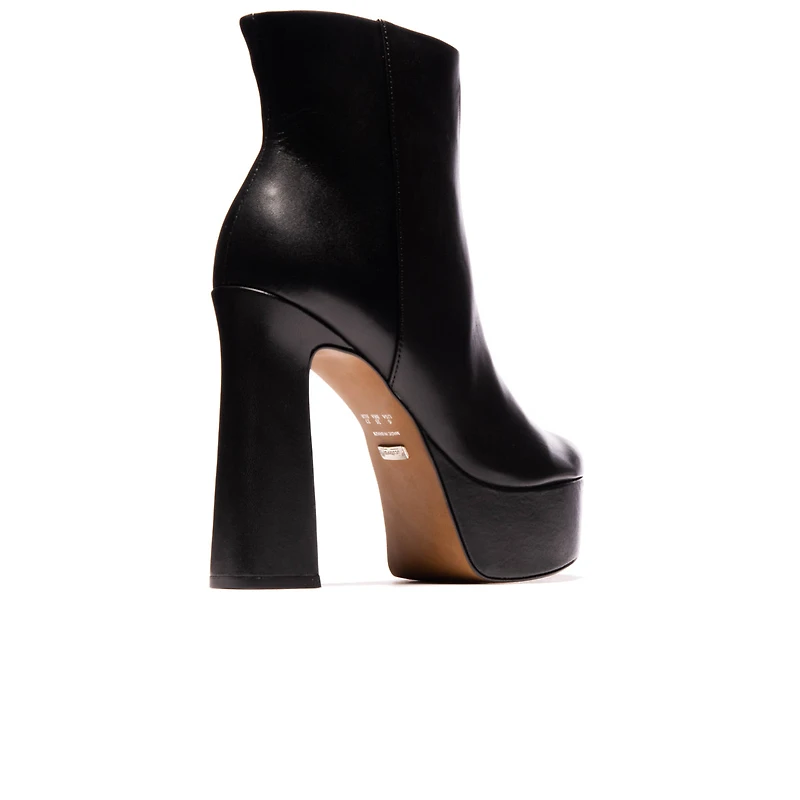 Ria Black Leather