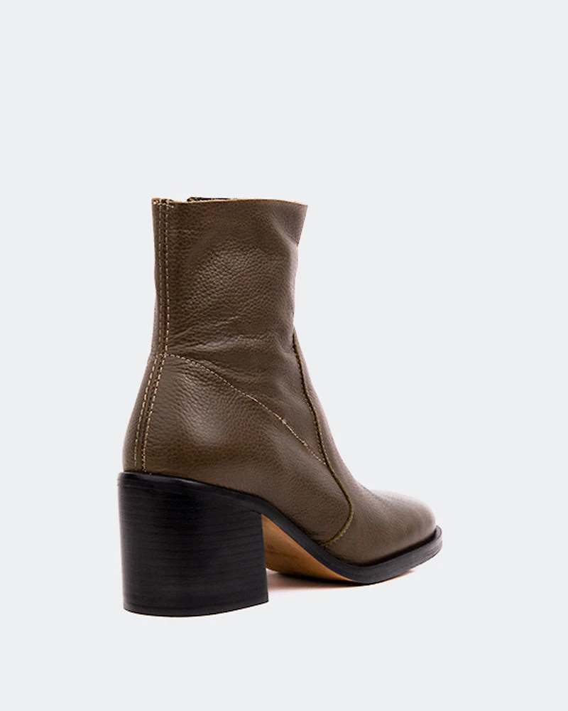 Furley Khaki Leather