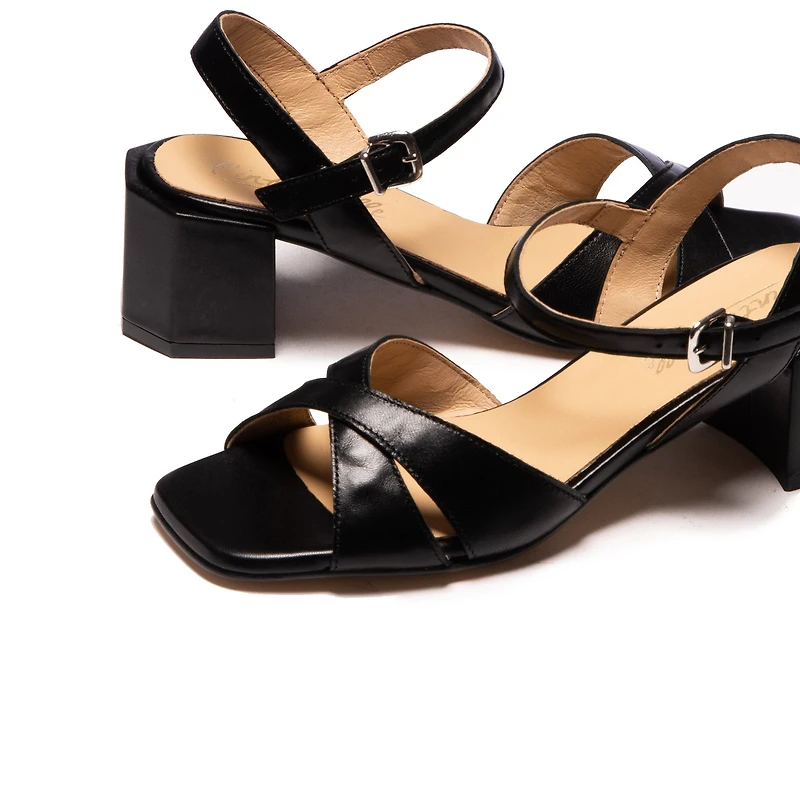 Lilith Black Leather