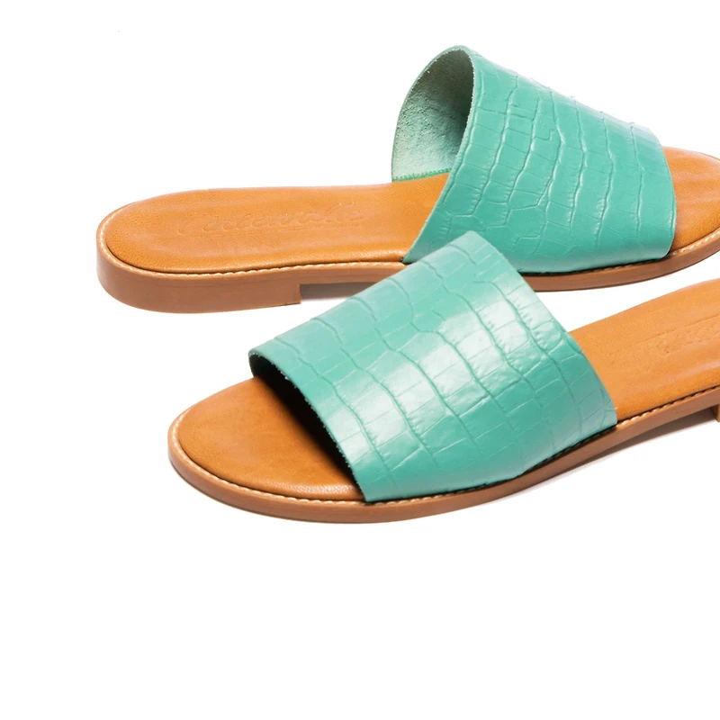 Rea Light Green Leather