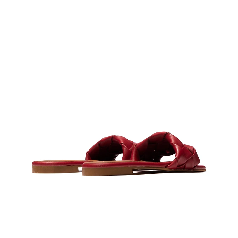 Ioanna Red